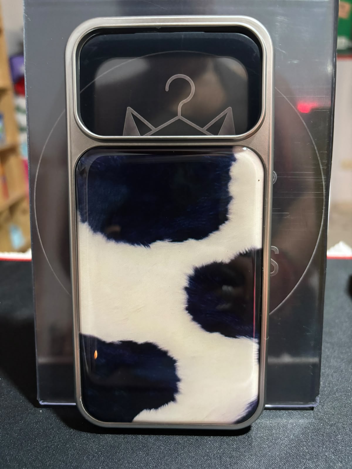 Funda print vaca azul marino y blanco para iPhone 17 Pro Max
