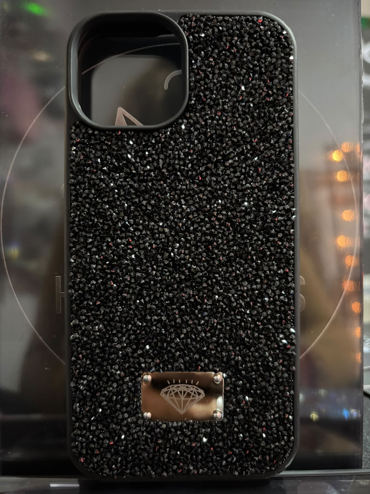 Funda de pedrería negra para iPhone 15