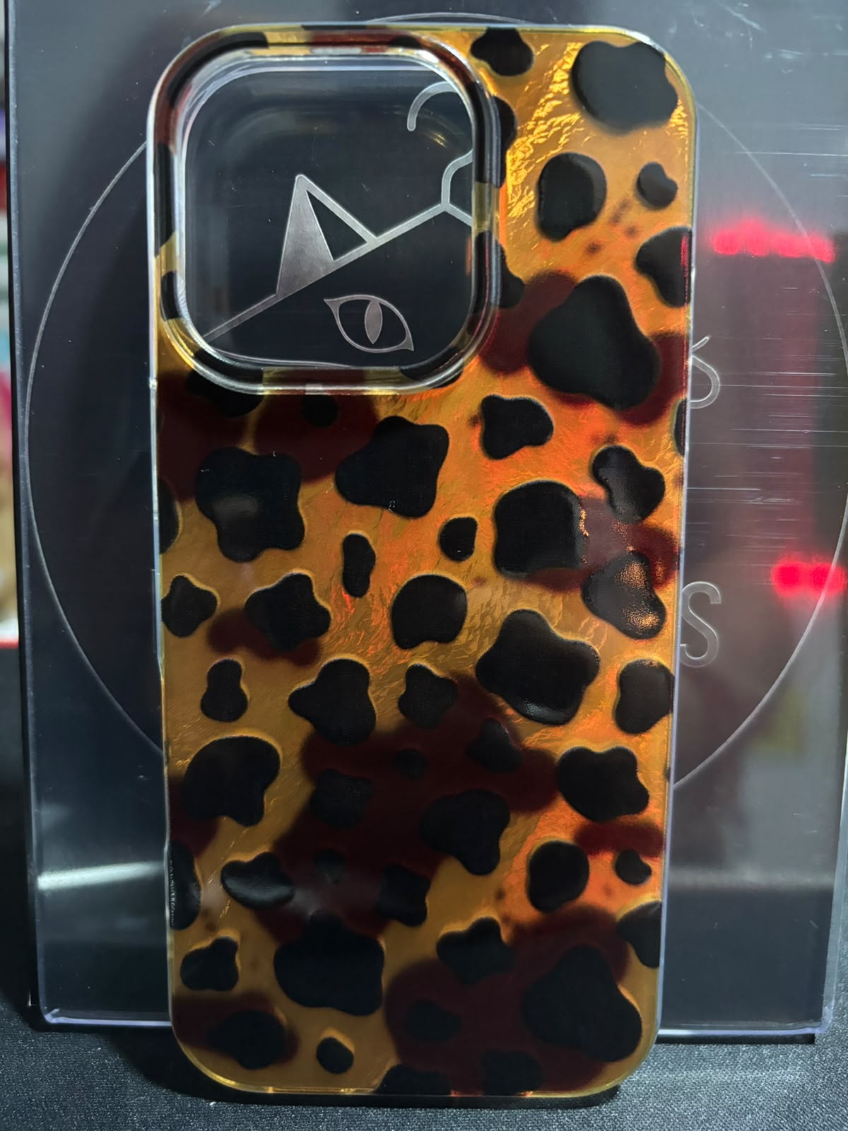 Funda animal print leopardo clásico para iPhone 16 Pro