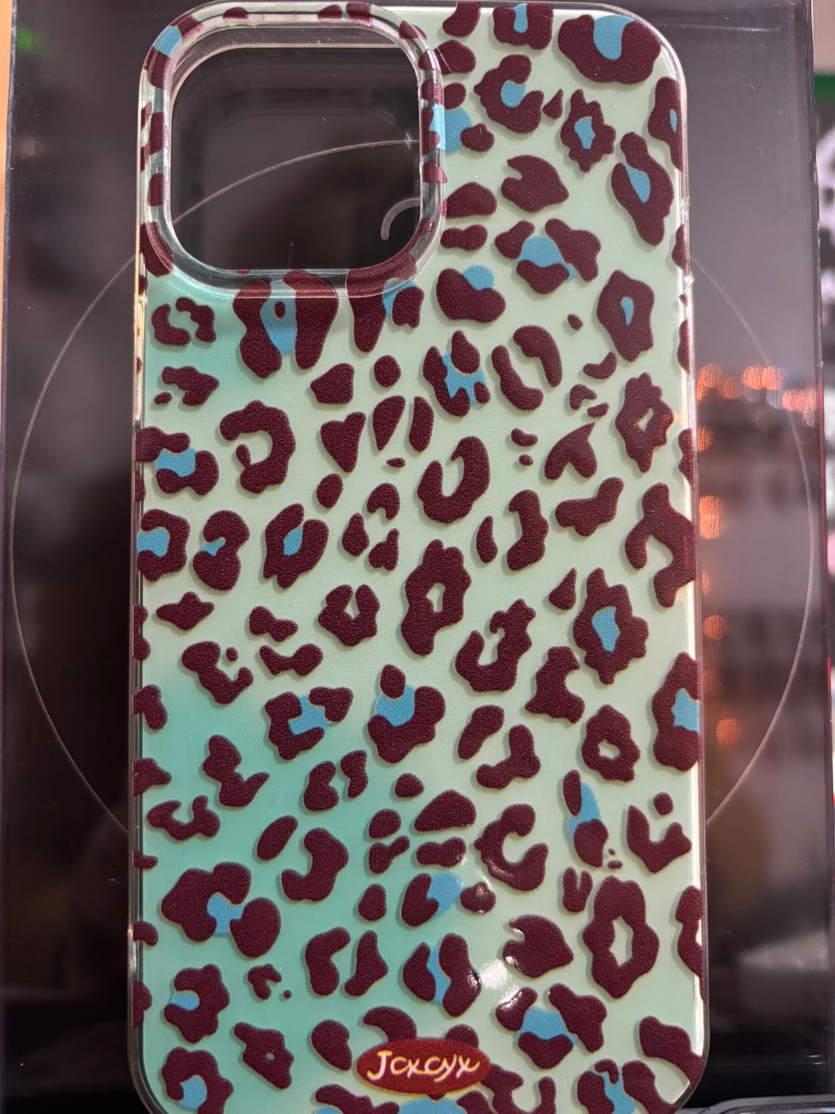 Funda leopardo sobre base menta para iPhone 13 Pro Max