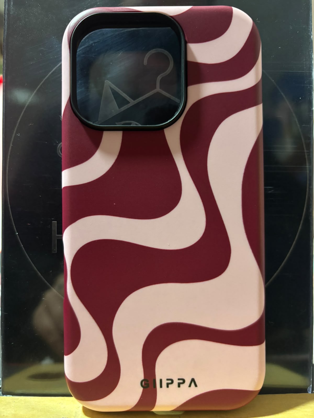 Funda ondas vino y rosa para iPhone 16 Pro Max